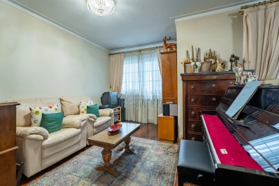 Apartamento T4 para Venda em Santa Marinha e São Pedro da Afurada