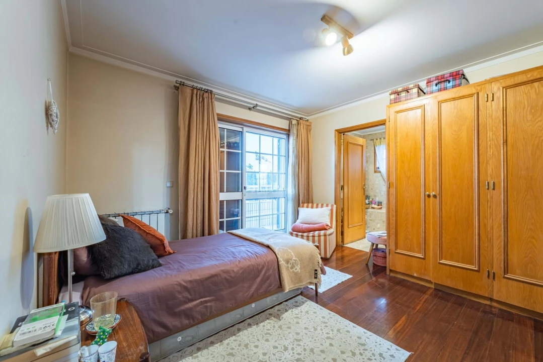 Apartamento T4 para Venda em Santa Marinha e São Pedro da Afurada Foto 18
