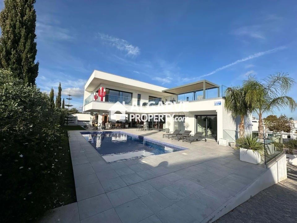 Moradia T3 para Venda em São Silvestre Foto 23