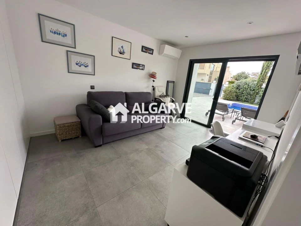 Moradia T3 para Venda em São Silvestre Foto 12