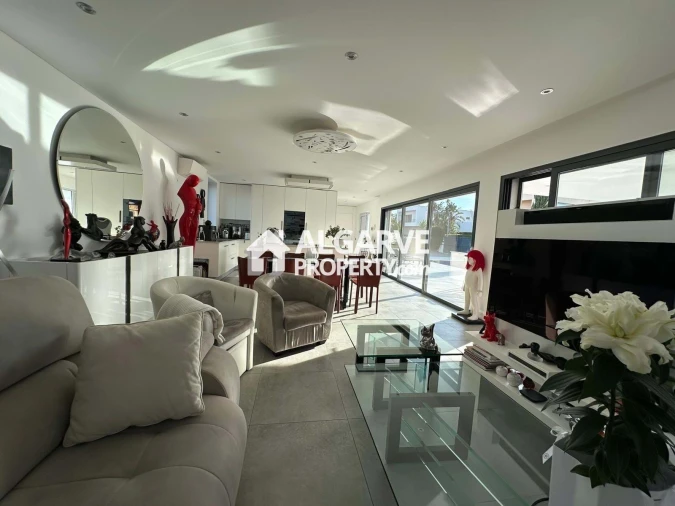 Moradia T3 para Venda em São Silvestre Foto 8