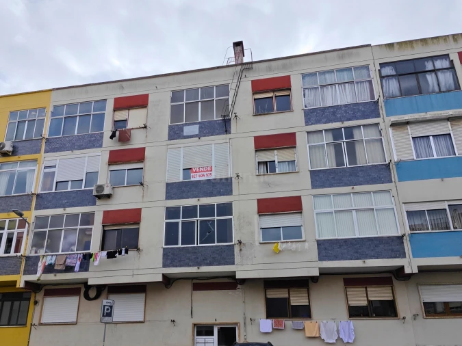 Apartamento T3 para Venda em Venteira Foto 27