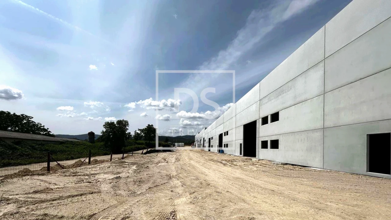 Armazém para Arrendamento em Briteiros Santo Estêvão e Donim Foto 5