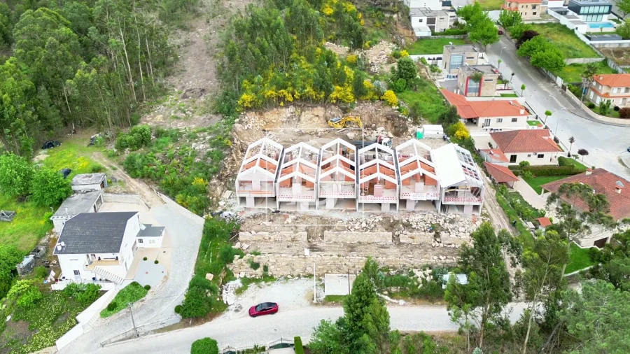 Moradia T3 para Venda em Abragão Foto 21