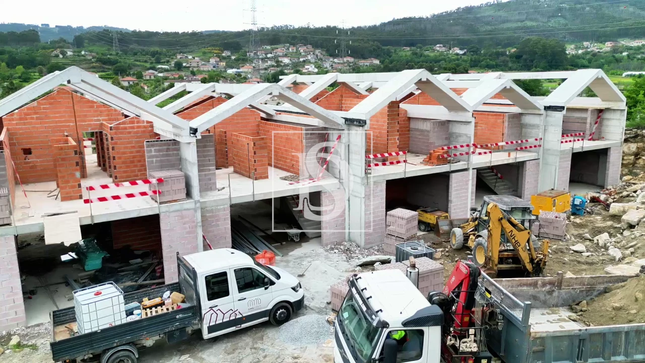 Moradia T3 para Venda em Abragão Foto 11