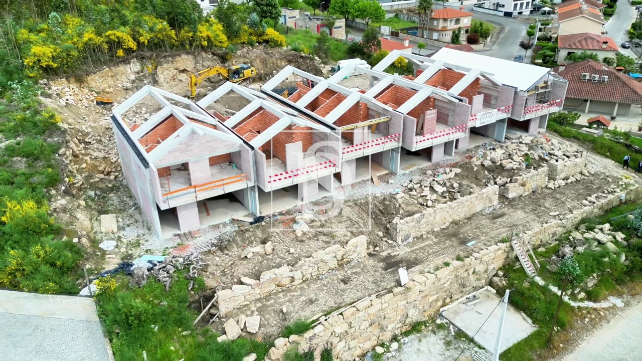 Moradia T3 para Venda em Abragão Foto 28