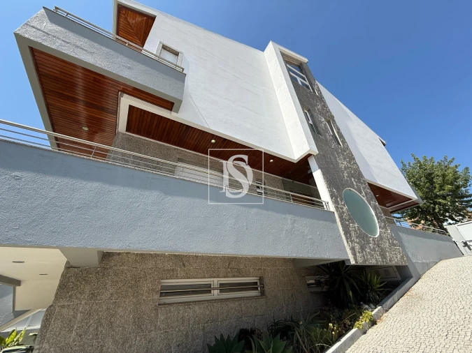 Moradia T4 para Venda em Valongo Foto 27