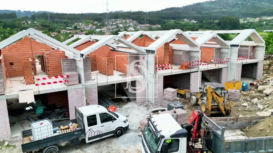 Moradia T3 para Venda em Abragão Foto 11