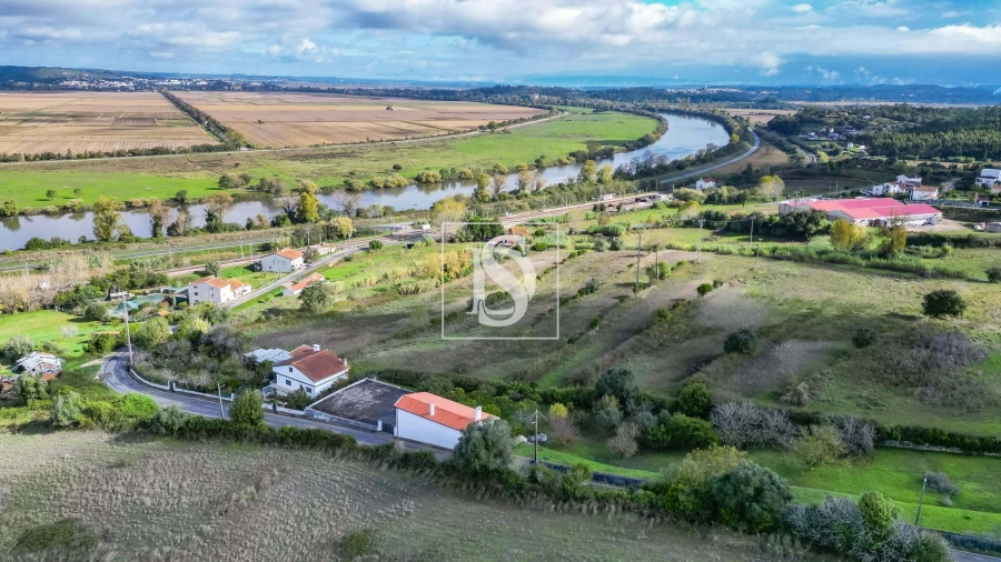 Terreno para Venda em Abrunheira, Verride e Vila Nova da Barca Foto 3