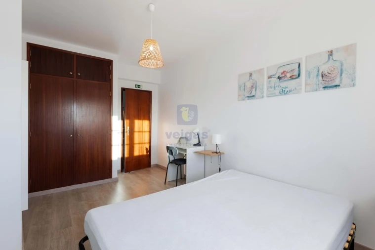 Moradia T3 para Venda em Atouguia da Baleia Foto 16