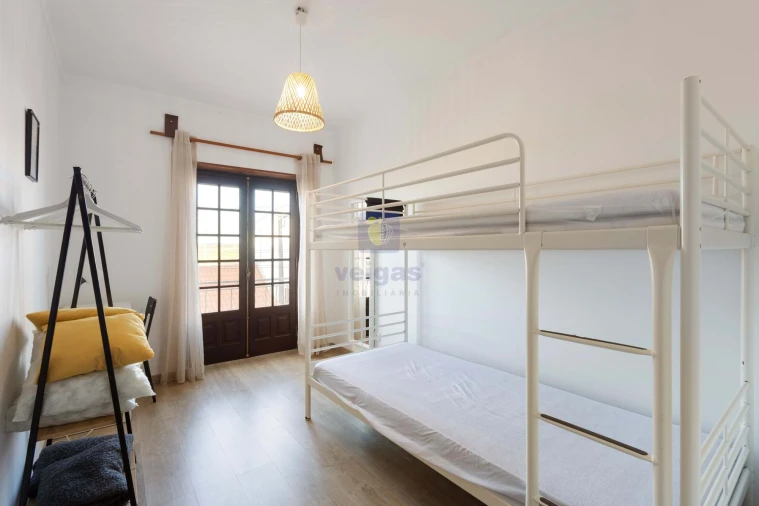 Moradia T3 para Venda em Atouguia da Baleia Foto 19