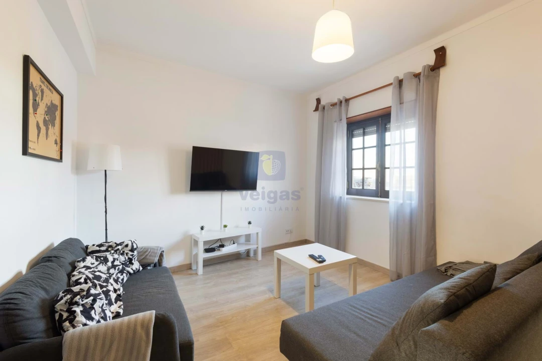 Moradia T3 para Venda em Atouguia da Baleia Foto 4