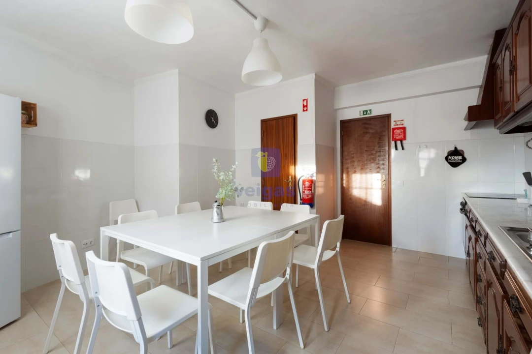 Moradia T3 para Venda em Atouguia da Baleia Foto 7