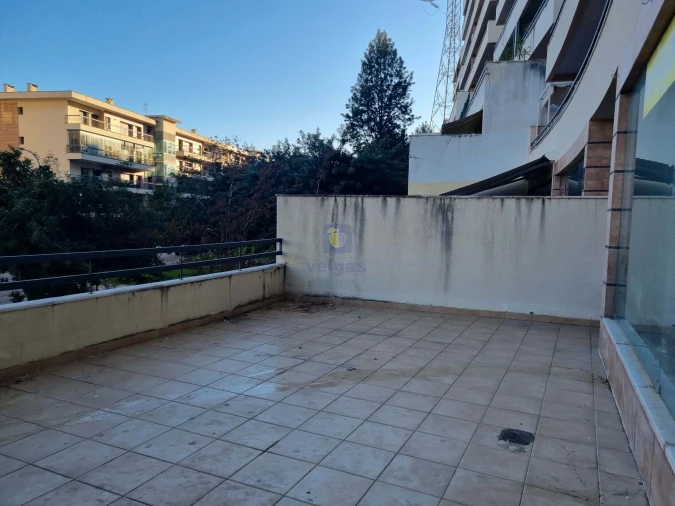 Negócio para Arrendamento em Odivelas Foto 7