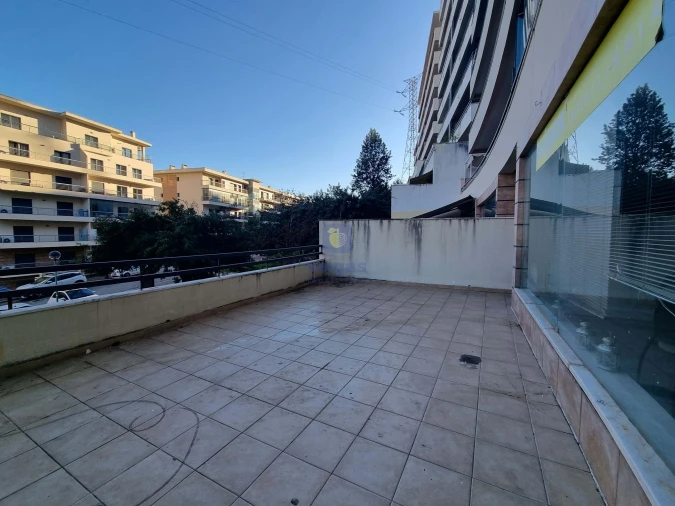 Negócio para Arrendamento em Odivelas Foto 3