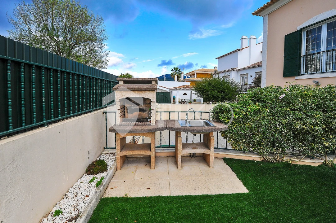 Moradia T6 para Venda em Setubal (São Sebastião) Foto 50