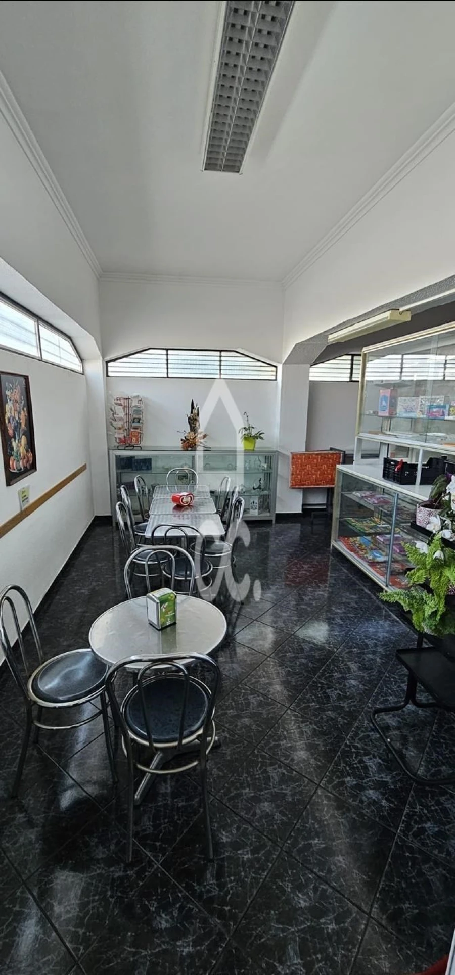 Negócio para Venda em Santo António dos Cavaleiros e Frielas Foto 11