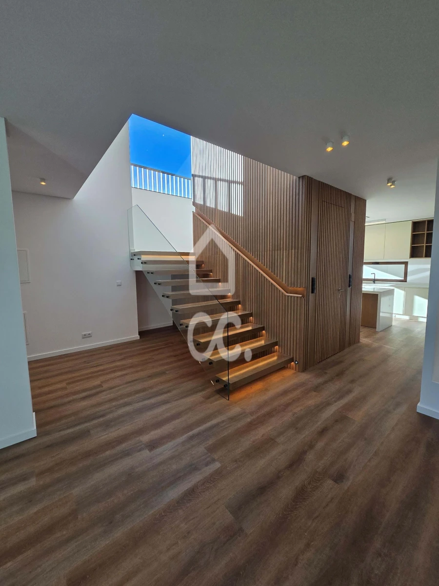 Moradia T3 para Venda em Arruda dos Vinhos Foto 6