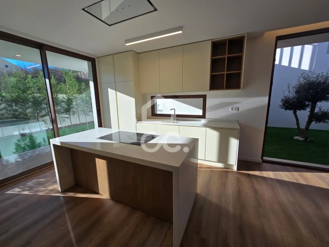 Moradia T3 para Venda em Arruda dos Vinhos Foto 12