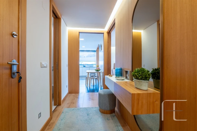 Apartamento T3 para Venda em Oliveira do Douro Foto 34