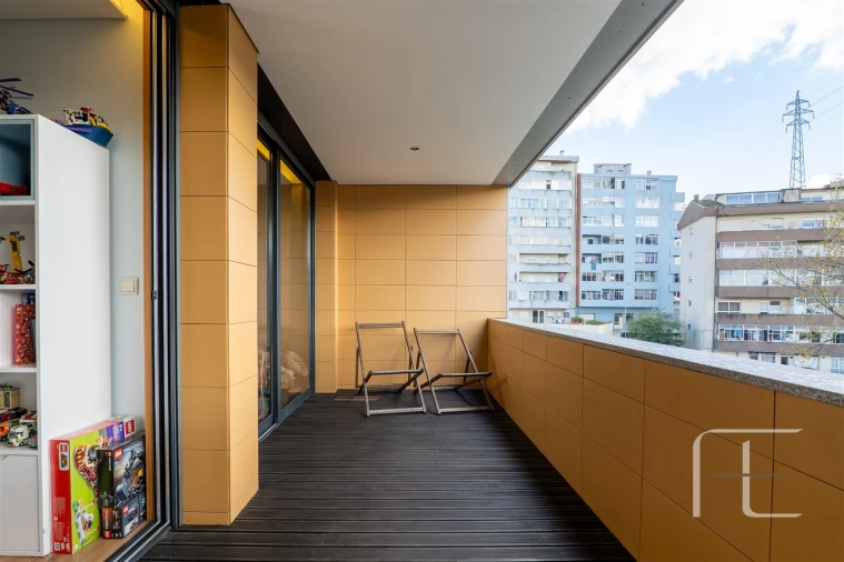 Apartamento T3 para Venda em Oliveira do Douro Foto 32