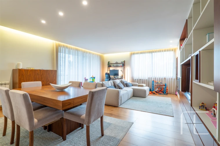 Apartamento T3 para Venda em Oliveira do Douro