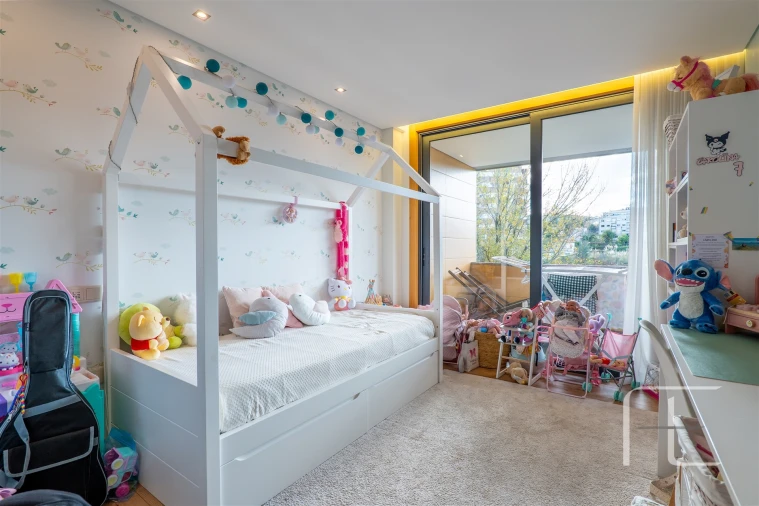 Apartamento T3 para Venda em Oliveira do Douro Foto 25