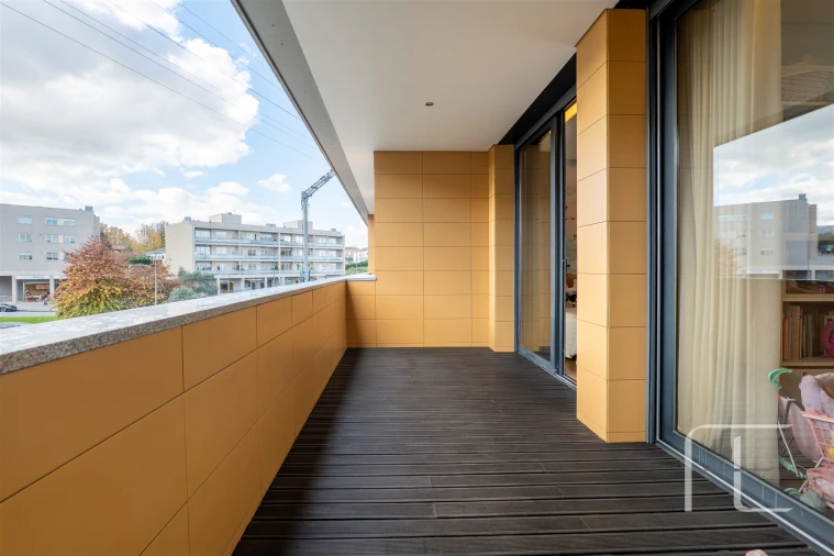 Apartamento T3 para Venda em Oliveira do Douro Foto 31