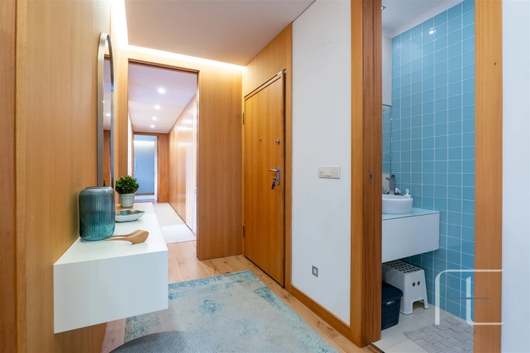 Apartamento T3 para Venda em Oliveira do Douro Foto 35