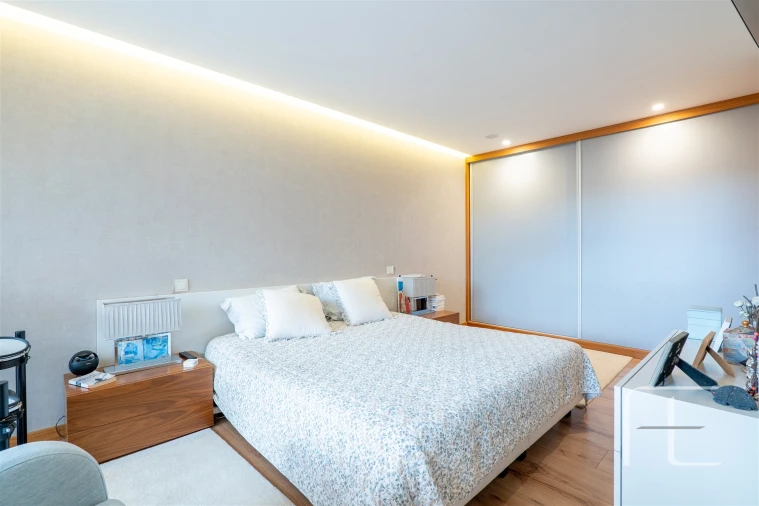 Apartamento T3 para Venda em Oliveira do Douro Foto 18