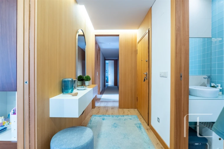 Apartamento T3 para Venda em Oliveira do Douro Foto 13