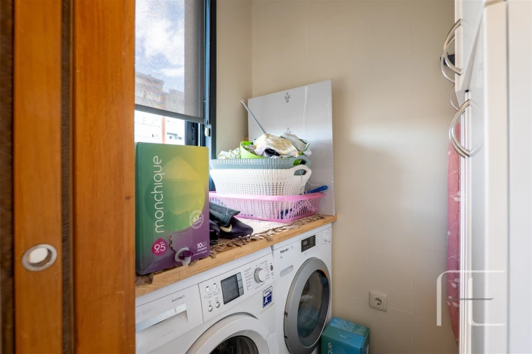 Apartamento T3 para Venda em Oliveira do Douro Foto 12