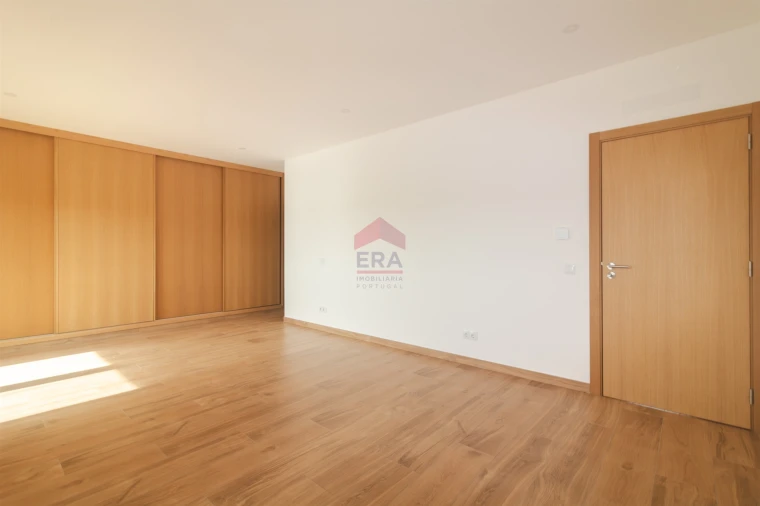 Moradia T3 para Venda em São Brás de Alportel Foto 19