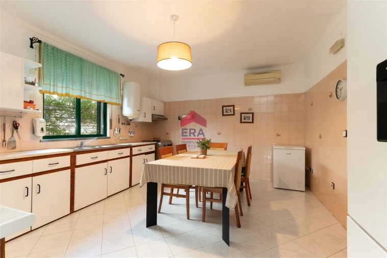 Moradia T0 para Venda em Moncarapacho e Fuseta