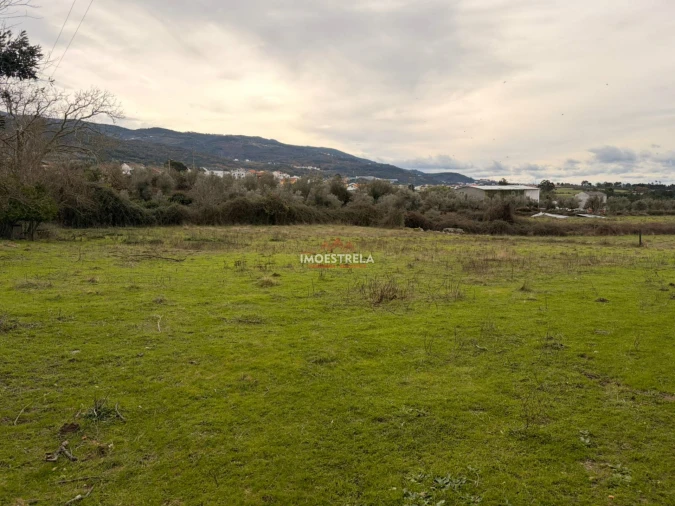 Quinta T0 para Venda em Santa Marinha e São Martinho Foto 2