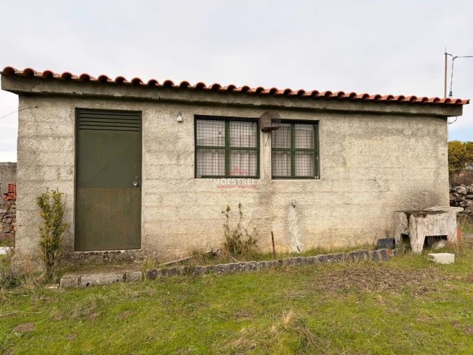 Quinta T0 para Venda em Santa Marinha e São Martinho Foto 10