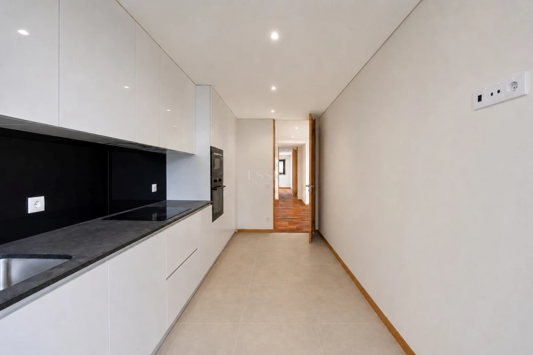 Apartamento T3 para Venda em Ramalde Foto 17