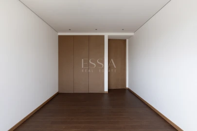 Apartamento T3 para Venda em Ramalde