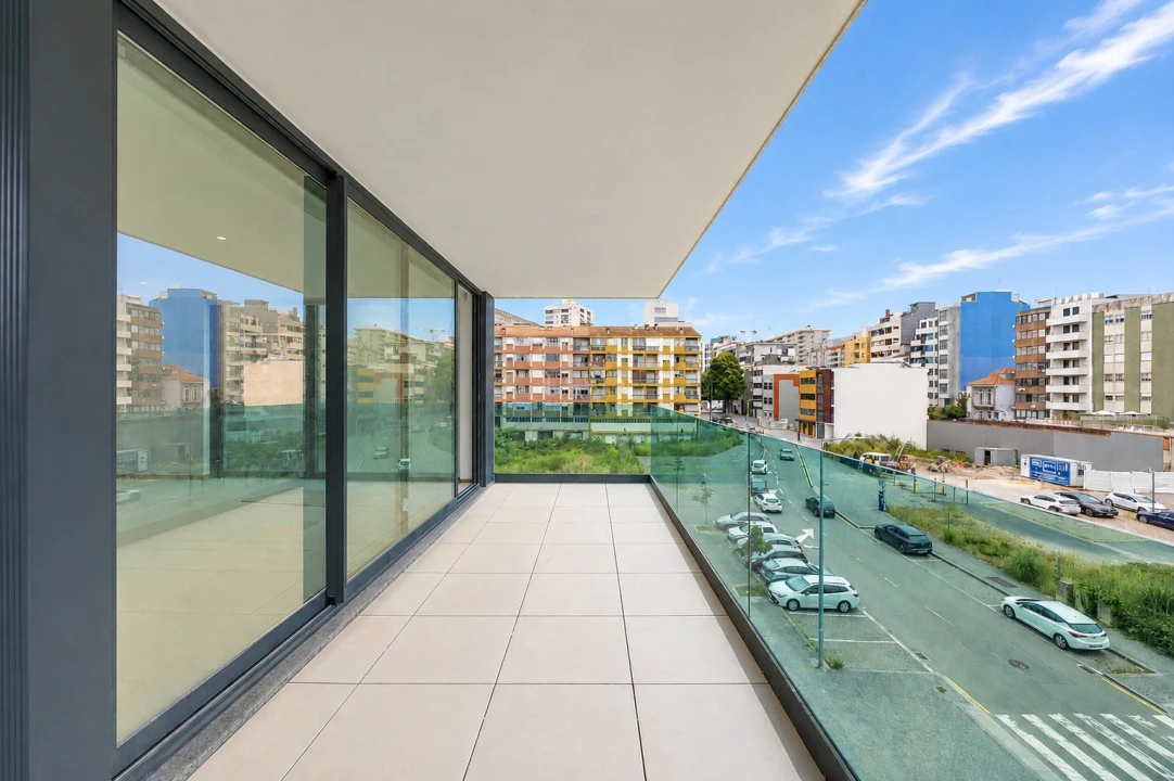 Apartamento T3 para Venda em Ramalde Foto 2