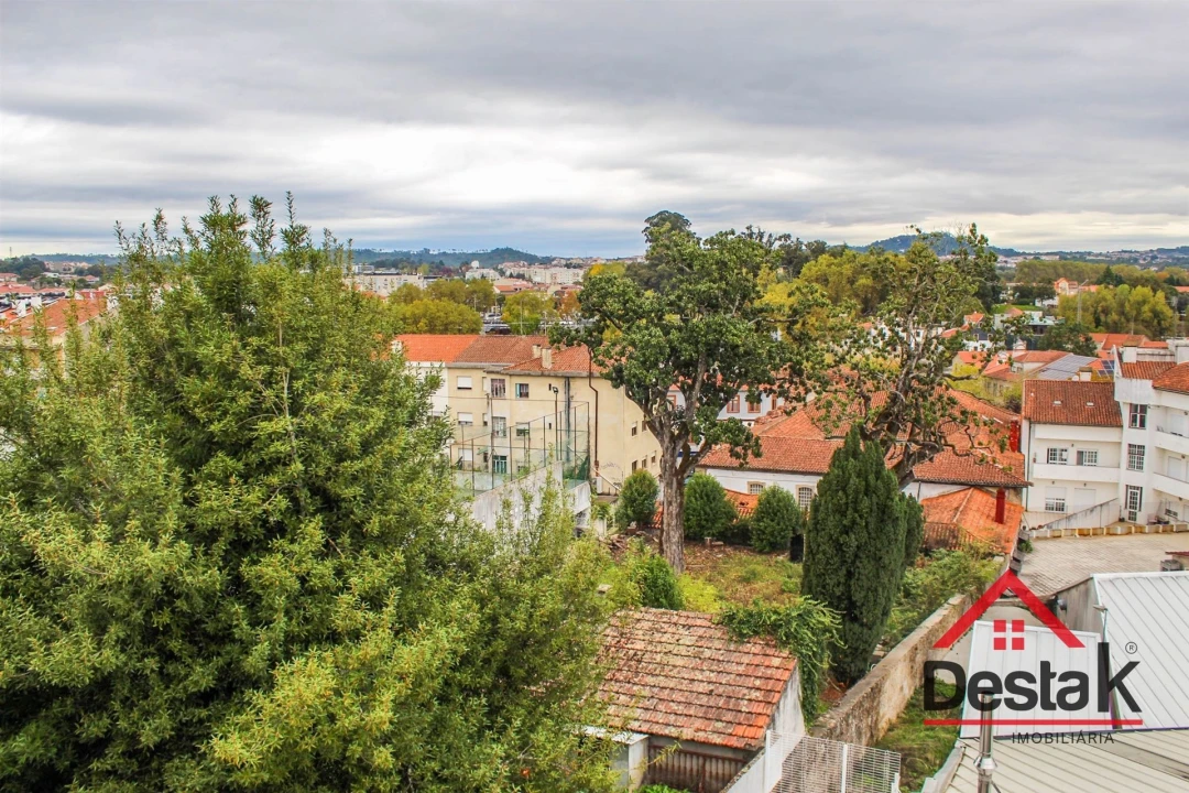 Apartamento T1 para Arrendamento em Viseu Foto 9