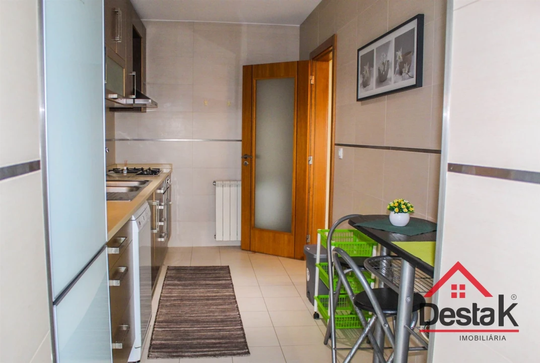 Apartamento T1 para Arrendamento em Viseu Foto 3