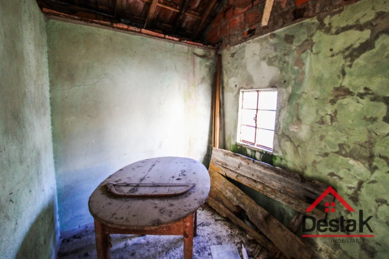 Moradia T2 para Venda em Ventosa Foto 9