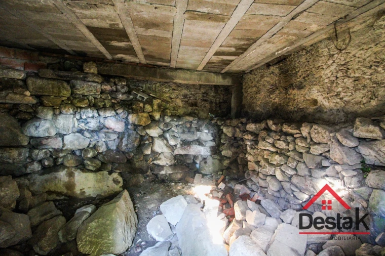 Moradia T2 para Venda em Ventosa Foto 7