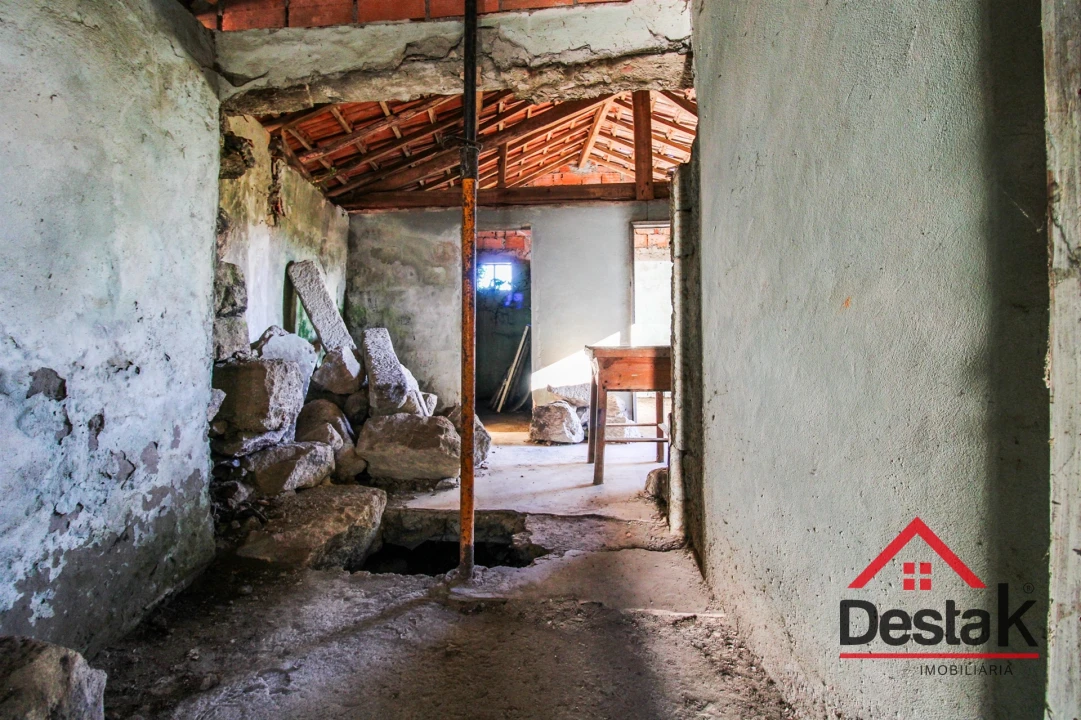 Moradia T2 para Venda em Ventosa Foto 11