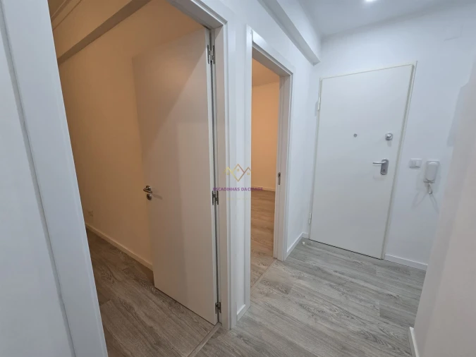 Apartamento T3 para Venda em Venteira Foto 15