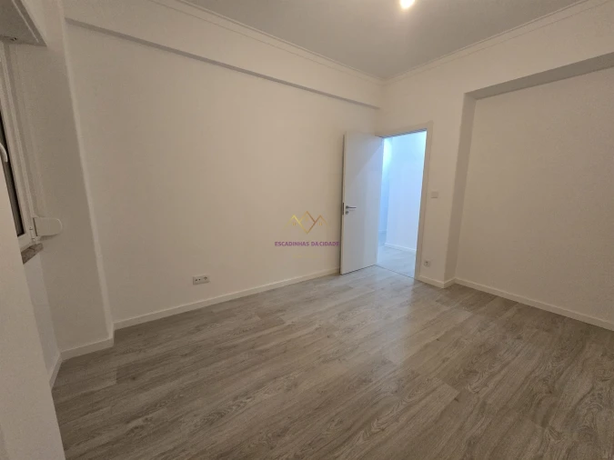 Apartamento T3 para Venda em Venteira Foto 9