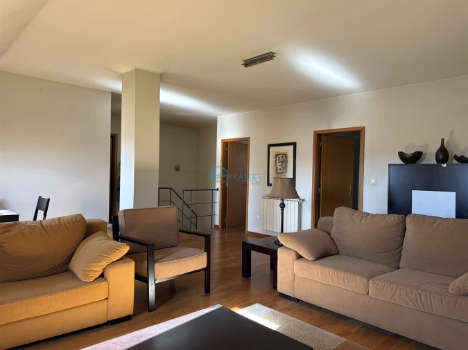 Apartamento T5 para Venda em Nossa Senhora da Conceição, São Pedro e São Dinis Foto 16