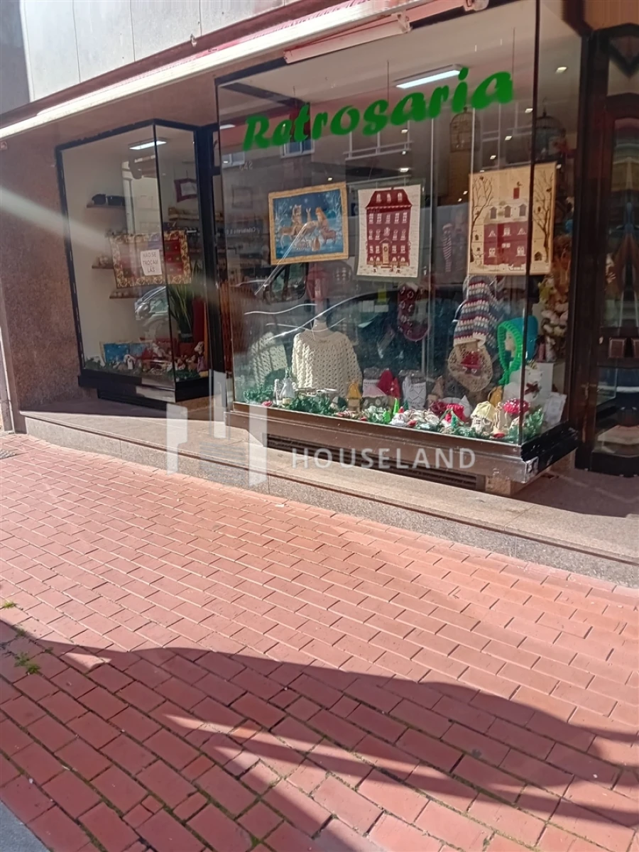 Loja para Trespasse em Espinho Foto 8