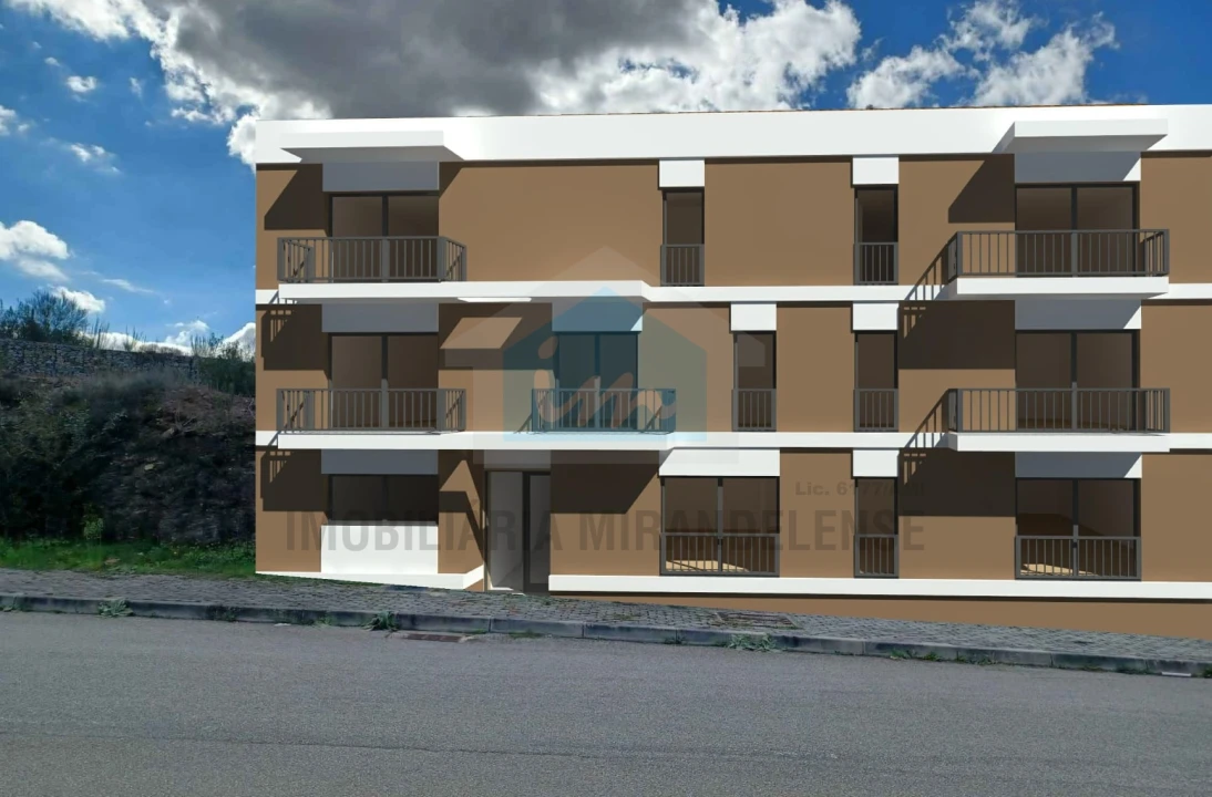 Apartamento T1 para Venda em Mirandela Foto 2