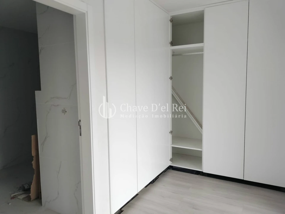 Moradia T3 para Venda em Campo Foto 30